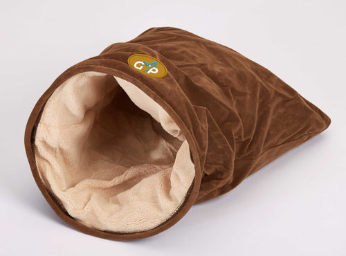 Crinkle play cat bag